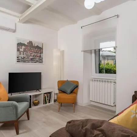 Rona Secret Garden Apartment *